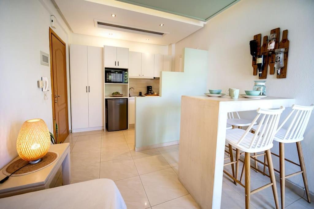 Central Thassos Apartment 3 Ngoại thất bức ảnh